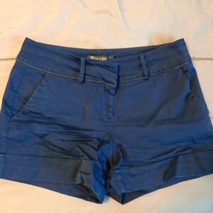 New York & ComanyWomen's Navy Shorts
